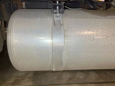 Peterbilt 386 Fuel Tank Strap / Bracket