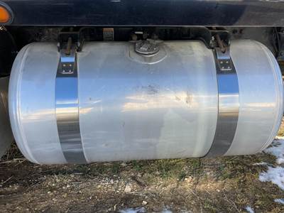 Peterbilt 387 Fuel Tank Strap / Bracket