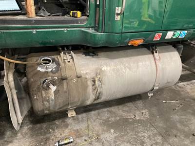 Peterbilt 387 Fuel Tank Strap / Bracket