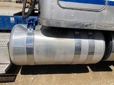 Peterbilt 389 Fuel Tank Strap / Bracket