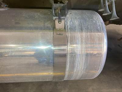 Peterbilt 389 Fuel Tank Strap / Bracket