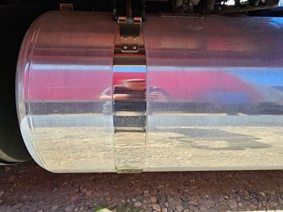 Peterbilt 567 Fuel Tank Strap / Bracket