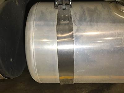 Peterbilt 579 Fuel Tank Strap / Bracket