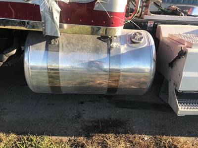 Peterbilt 579 Fuel Tank Strap / Bracket