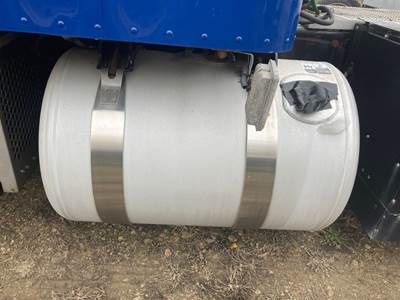 Peterbilt 579 Fuel Tank Strap / Bracket