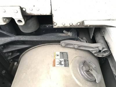 Peterbilt 579 Fuel Tank Strap / Bracket