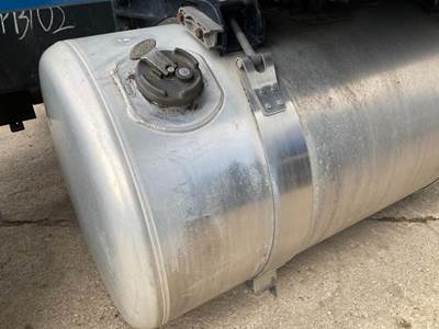 Peterbilt 579 Fuel Tank Strap / Bracket