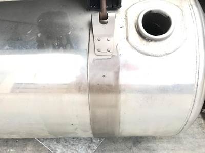 Peterbilt 579 Fuel Tank Strap / Bracket