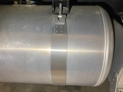 Peterbilt 579 Fuel Tank Strap / Bracket