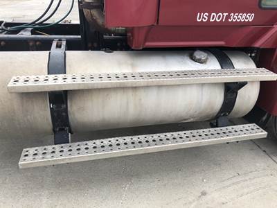 Sterling A9522 Fuel Tank Strap / Bracket