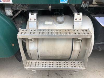 Sterling L9522 Fuel Tank Strap / Bracket