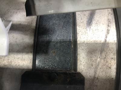 Volvo VNL Fuel Tank Strap / Bracket