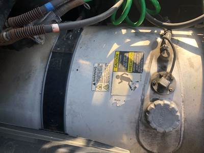 Volvo VNL Fuel Tank Strap / Bracket