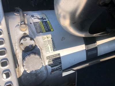 Volvo VNL Fuel Tank Strap / Bracket