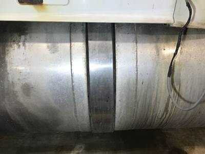 Volvo VNL Fuel Tank Strap / Bracket