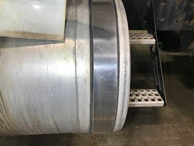 Volvo VNL Fuel Tank Strap / Bracket