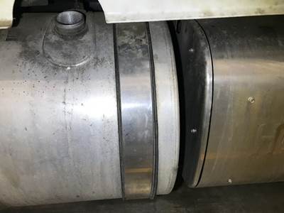 Volvo VNL Fuel Tank Strap / Bracket