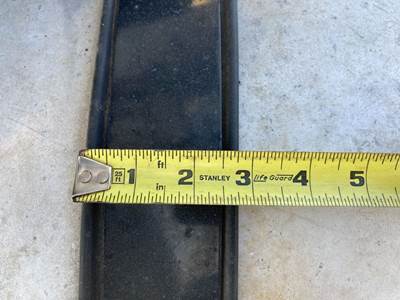 Volvo VNL Fuel Tank Strap / Bracket