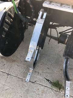 Volvo VNL Fuel Tank Strap / Bracket