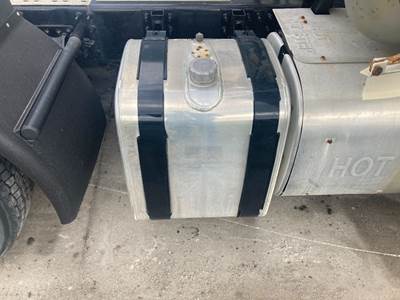 Volvo VNL Fuel Tank Strap / Bracket