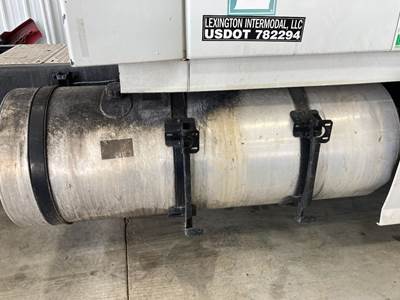 Volvo VNL Fuel Tank Strap / Bracket