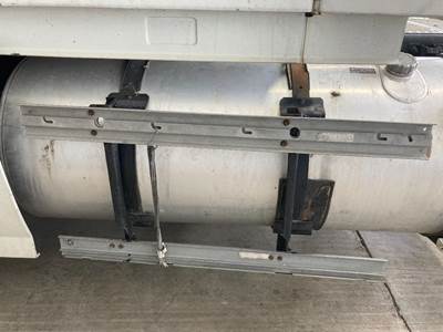 Volvo VNL Fuel Tank Strap / Bracket