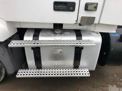 Volvo VNL Fuel Tank Strap / Bracket