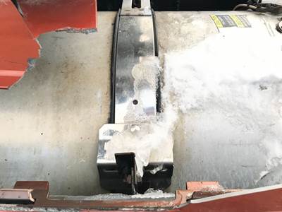 Volvo VNL Fuel Tank Strap / Bracket