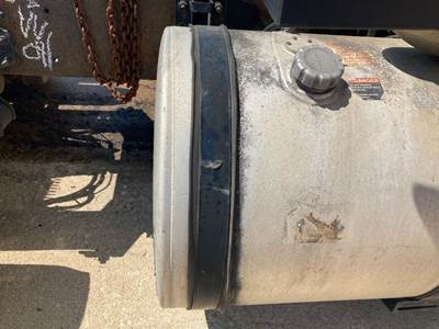 Volvo VNL Fuel Tank Strap / Bracket