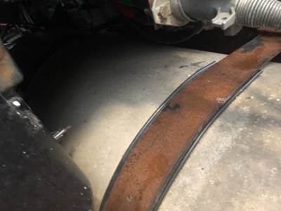 Volvo VNL Fuel Tank Strap / Bracket