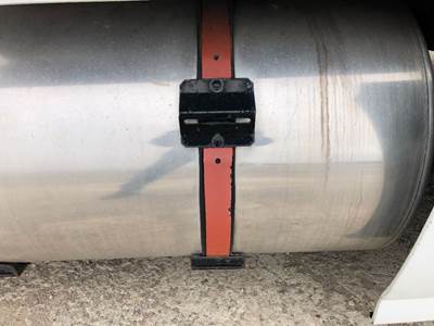Volvo VNL Fuel Tank Strap / Bracket