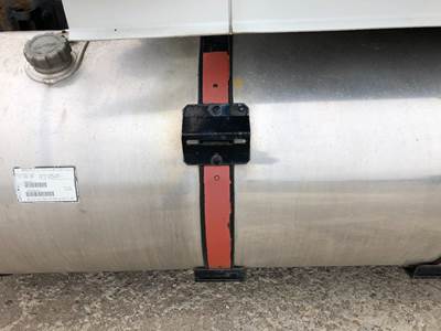 Volvo VNL Fuel Tank Strap / Bracket