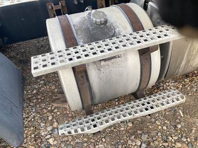 Volvo VNL Fuel Tank Strap / Bracket