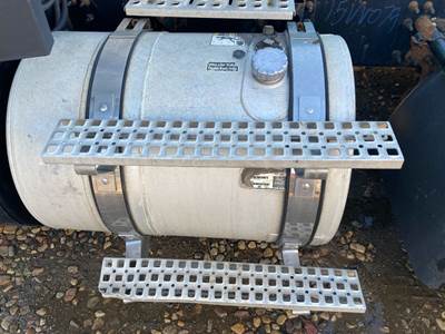 Volvo VNL Fuel Tank Strap / Bracket