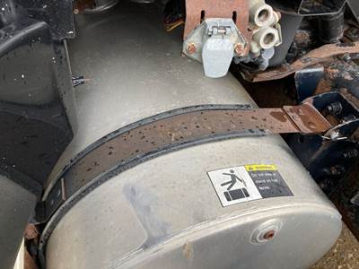 Volvo VNL Fuel Tank Strap / Bracket