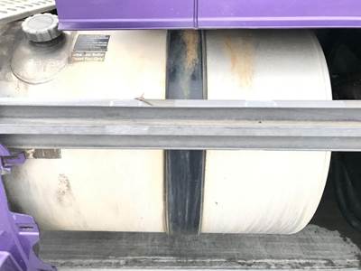 Volvo VNL Fuel Tank Strap / Bracket