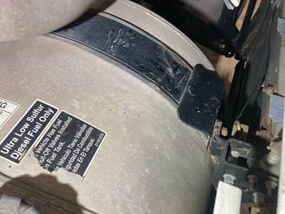 Volvo VNL Fuel Tank Strap / Bracket