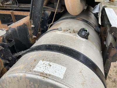 Volvo VNL Fuel Tank Strap / Bracket