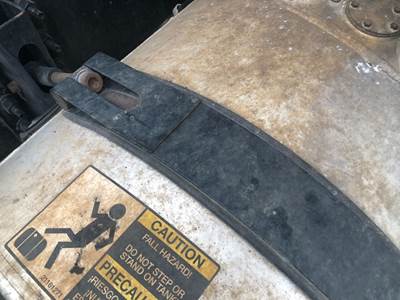 Volvo VNL Fuel Tank Strap / Bracket