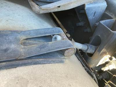 Volvo VNL Fuel Tank Strap / Bracket