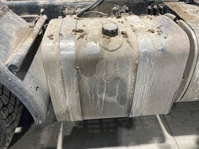 Volvo VNL Fuel Tank Strap / Bracket