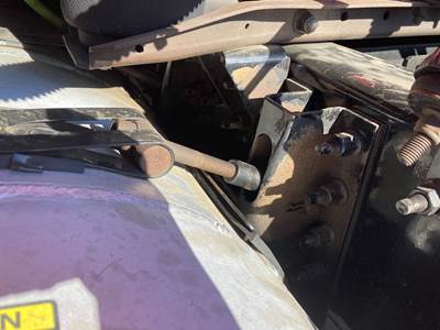 Volvo VNL Fuel Tank Strap / Bracket