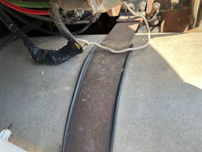 Volvo VNL Fuel Tank Strap / Bracket