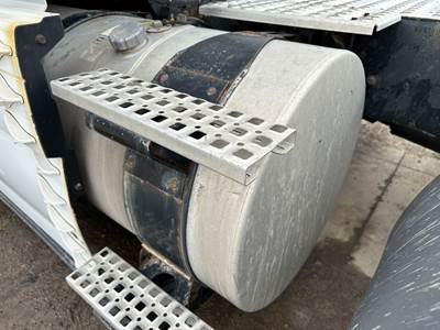 Volvo VNL Fuel Tank Strap / Bracket
