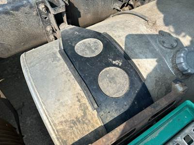 Volvo VNL Fuel Tank Strap / Bracket