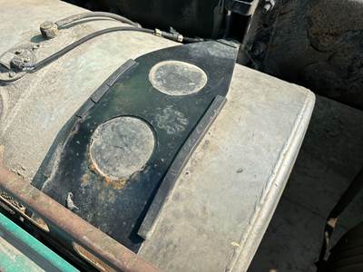 Volvo VNL Fuel Tank Strap / Bracket