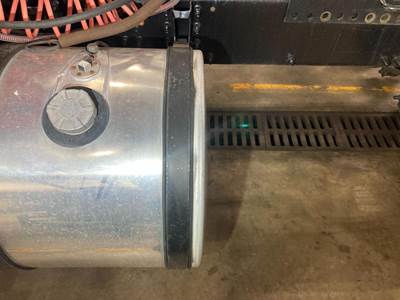 Volvo VNM Fuel Tank Strap / Bracket