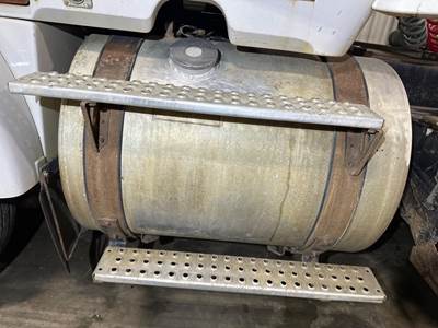 Volvo WCA Fuel Tank Strap / Bracket