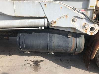 Volvo WX Fuel Tank Strap / Bracket