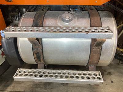 Western Star 4700 Fuel Tank Strap / Bracket